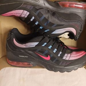 NWT Mens Nike Air Max